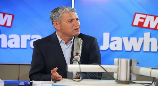  زبير بية : المنع من الإنتداب الأخير خاص بالمدرب الفرنسي روجي لومار