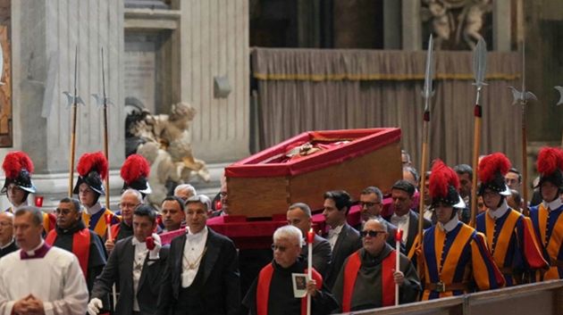 غداً.. وزير الخارجية يشارك في مراسم تشييع بابا الفاتيكان الراحل