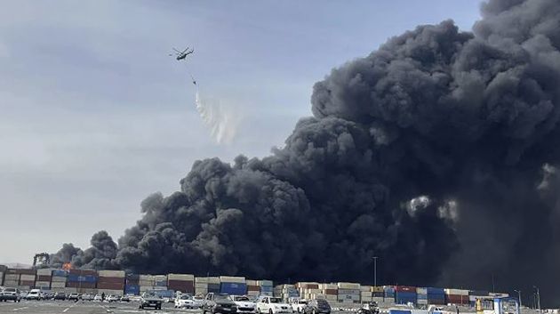 لليوم الثالث على التوالي.. تواصل اشتعال الحرائق في ميناء إيران