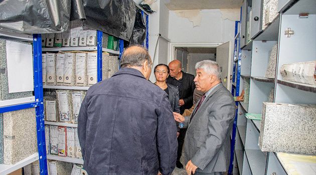 وزير التشغيل يعاين وضعية كارثية بمقر فرعي للوكالة التونسية للتشغيل (صور) 