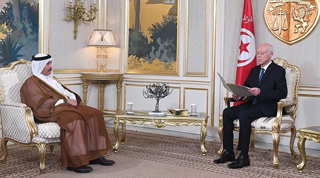 رئيس الجمهورية يتلقى دعوة خطية من أمير قطر