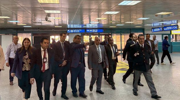 وزير النقل يدعو إلى استكمال أشغال التكييف في مطار تونس قرطاج استعدادا لموسم الحجّ وعودة التّونسيين بالخارج