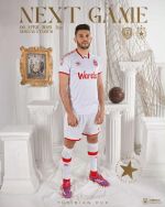 لاعب النجم أمين بن عمر يتعرض للعنف الشديد