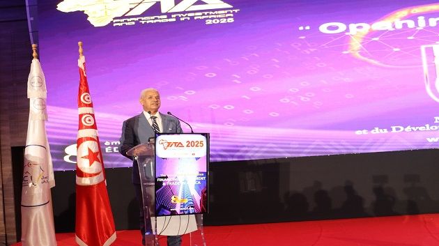 وزير التجارة: تونس تعمل عبر شبكاتها الدبلوماسية على تعزيز فرص الأعمال وجذب الاستثمارات 