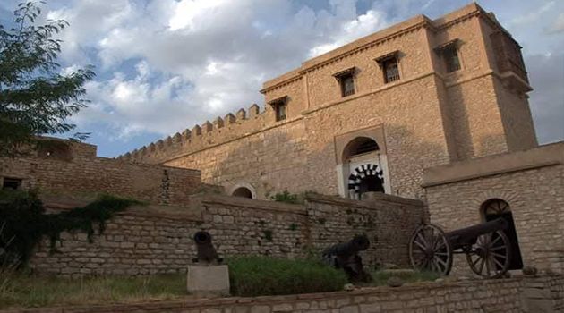 وزير السياحة يعلن عن إحداث منطقة سياحية بمدينة الكاف