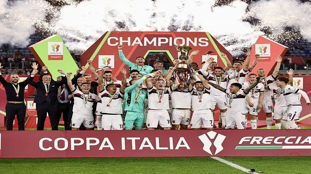 على حساب الميلان: بولونيا يتوّج بكأس إيطاليا بعد 51 عاما 