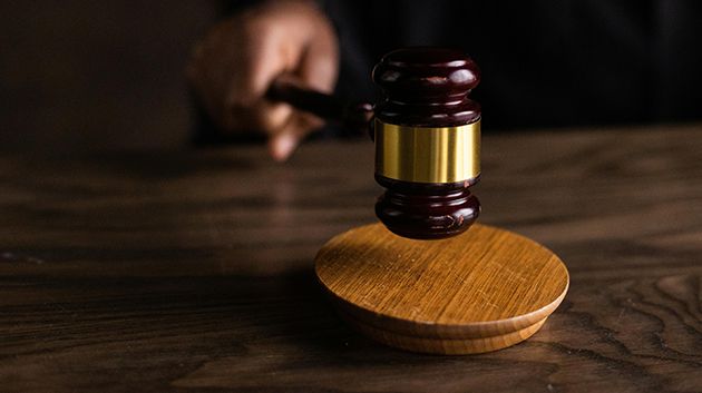 رفع جلسة الإستماع للصحفي مراد الزغيدي في قضية تتعلّق 'بتبييض أموال'
