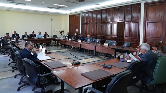 جلسة استماع حول مقترح قانون يتعلق بتنظيم ممارسة نشاط التسويق عبر الانترنت