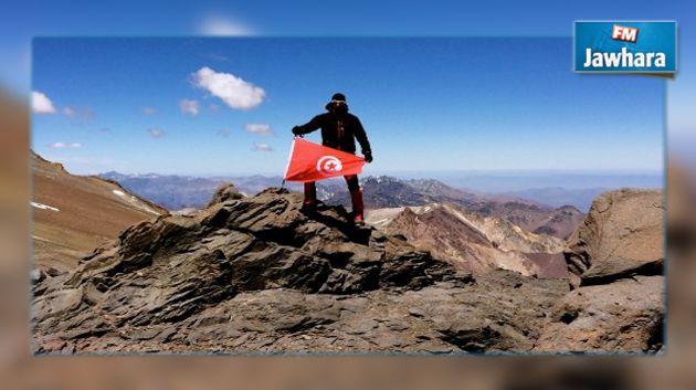 المغامر التونسي الطاهر المناعي ينجو من الموت إثر انهيار ثلجي بجبل إفرست