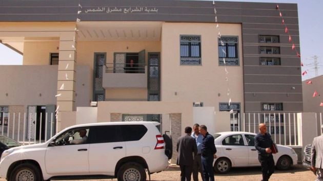تتعلّق بمشروع توسعة شبكة التنوير العمومي : شبهات فساد ببلدية الشرايع مشرق الشمس