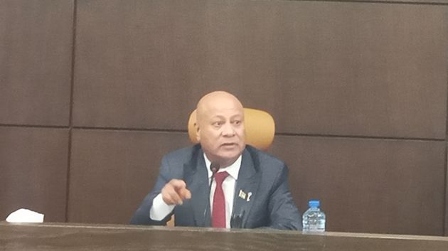 أحمد أبو هولي: 'إسرائيل تستهدف الأونروا لأنها الشاهد القانوني على عملية التهجير'‎