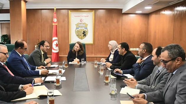 سبل توفير تمويلات للمؤسسات الصغرى والمتوسطة محور جلسة عمل بوزارة الصناعة