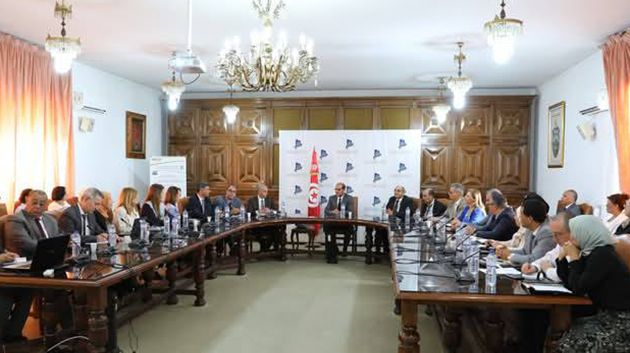 وزير التجهيز والاسكان يؤكد إلتزام الوزارة بمسار إصلاح المالية العمومية
