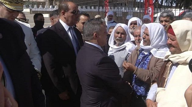 وزير الداخلية يشرف على إحياء الذكرى 67 لمعركة رمادة