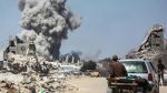 قصف إسرائيلي عنيف يستهدف مدرسة تؤوي نازحين