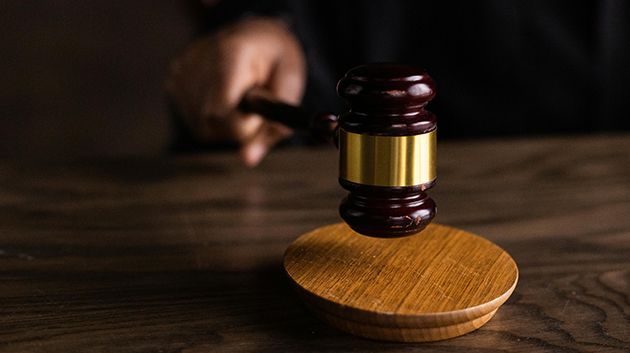 الحكم بـ10 سنوات سجنًا على طالب طب: التفاصيل (فيديو)