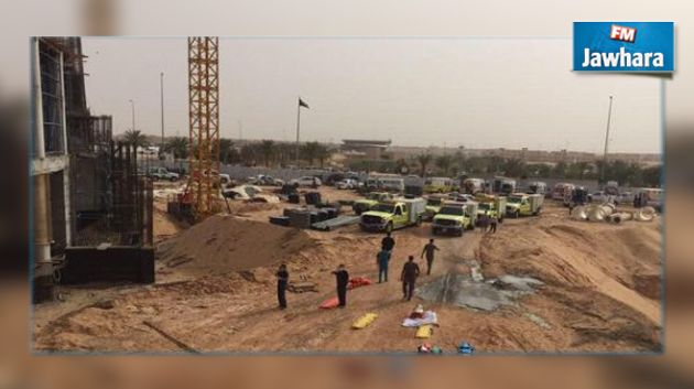 انهيار مبنى في السعودية و فقدان عمال تحت الأنقاض