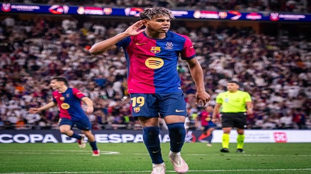 رسمي: برشلونة يجدد عقد لامين يامال حتى 2031