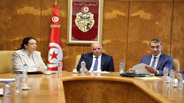 وزارة النقل: جلسة عمل لمتابعة ملف دوائر النقل الحضري المشتركة بين نابل وسوسة