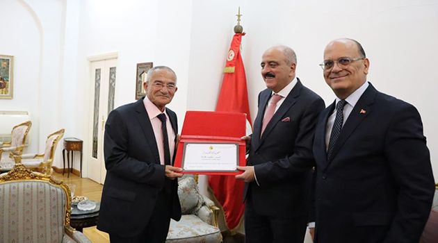 تكريم عميد الجالية التونسية بمصر 