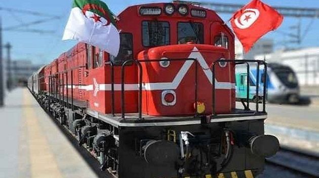 توقّف ظرفي لقطار نقل المسافرين على الخط الدولي تونس – عنّابة