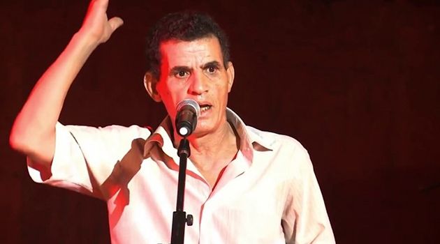 منح جائزة محمود درويش الأولى بعد الوفاة للشاعر الصغيّر أولاد أحمد 