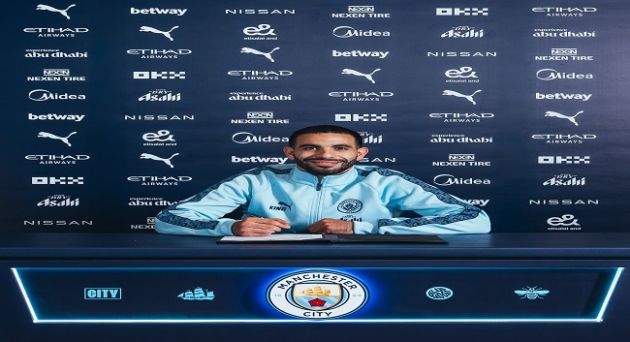 مانشستر سيتي يضم الجزائري ريان آيت نوري