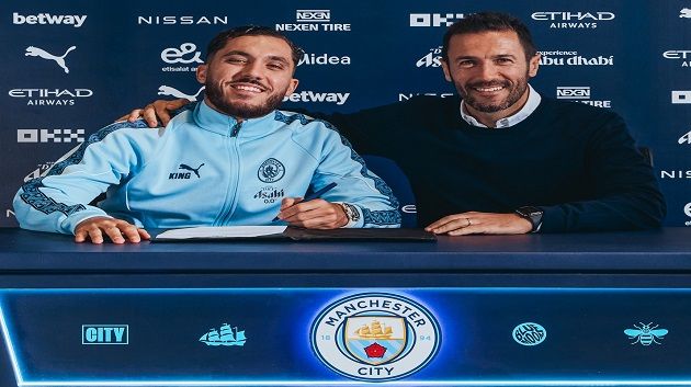 مانشستر سيتي يتعاقد مع اللاعب ريان شرقي 