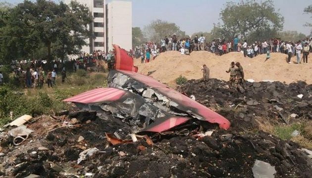 تحطم طائرة هندية.. النّاجي الوحيد يروي لحظات الرعب (فيديو)
