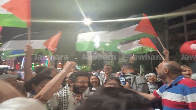 وصول قافلة الصمود إلى تونس العاصمة