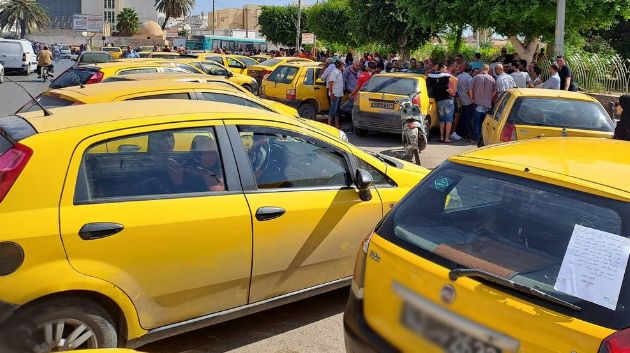 صفاقس: تحرّك احتجاجي لسواق سيارات الأجرة 'تاكسي' 