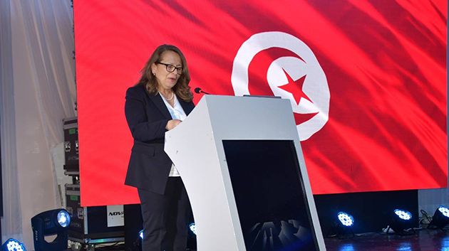 وزيرة الصناعة: 'تونس تُولي اهتماماً خاصّاً للصناعة الذكية والروبوتيك'
