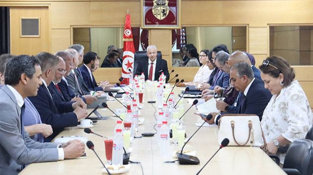 وزير التجارة يلتقي رئيس غرفة التجارة الأمريكية العربية الوطنية
