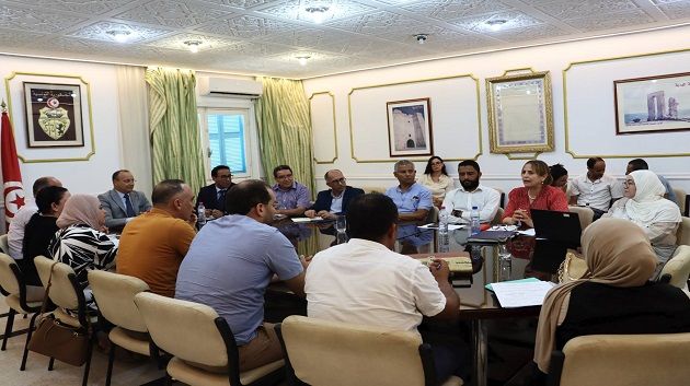 المهدية: جلسة عمل حول مشاريع قطاع الصحة العمومية
