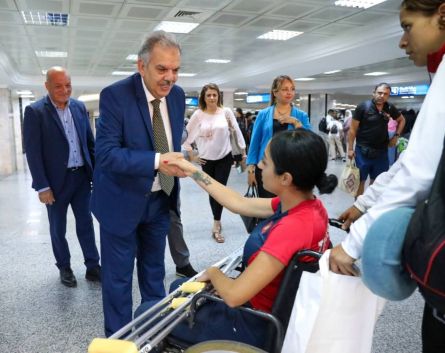 وزير الشباب والرياضة في إستقبال المنتخب الوطني لألعاب القوى