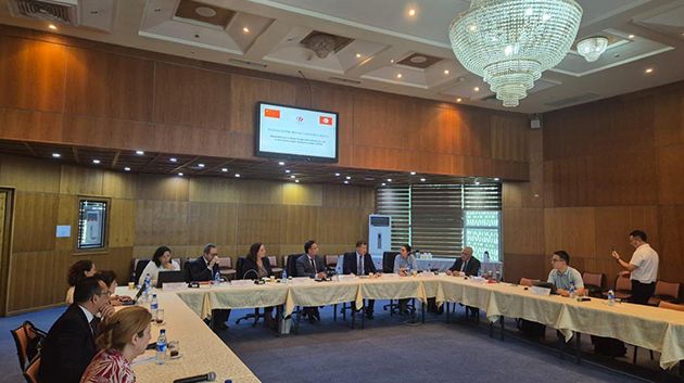 وفد صيني رفيع المستوى يبحث فرص تعزيز التعاون التجاري بين تونس وبكين