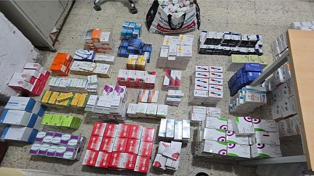 المعبر الحدودي بالذهيبة: إحباط محاولة تهريب كمية من الأدوية إلى بلد مجاور
