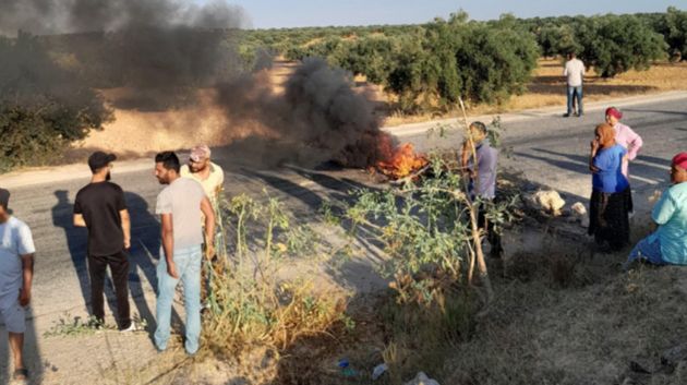 بسبب غياب الماء الصالح للشرب: اهالي منزل شاكر يحتجّون و يقطعون الطريق 