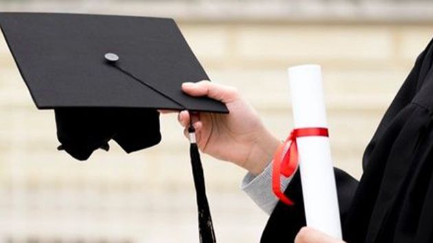 طالبة بجامعة المنستير: 'رفض تسليم شهادتي بسبب دراستي بجامعتين مختلفتيْن واختصاصيْن مختلفيْن'