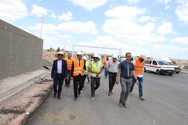 وزير التجهيز والإسكان يتفقد مدى تقدم أشغال مشروع المدخل الجنوبي للعاصمة