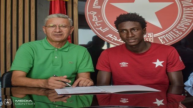 النجم الساحلي يعلن عن ضم اللاعب المالي عمر با (صور)
