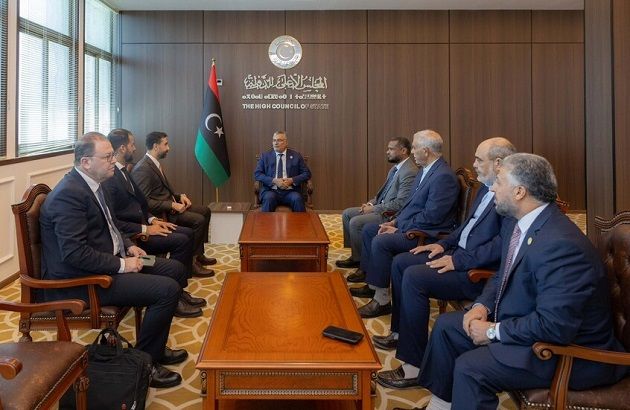 ليبيا وسوريا تتفقان على إعادة فتح السفارة السورية في طرابلس
