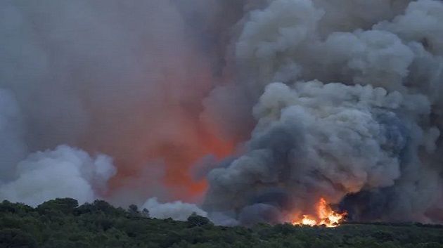 قتيل وجرحي في حريق هائل في جنوب فرنسا 