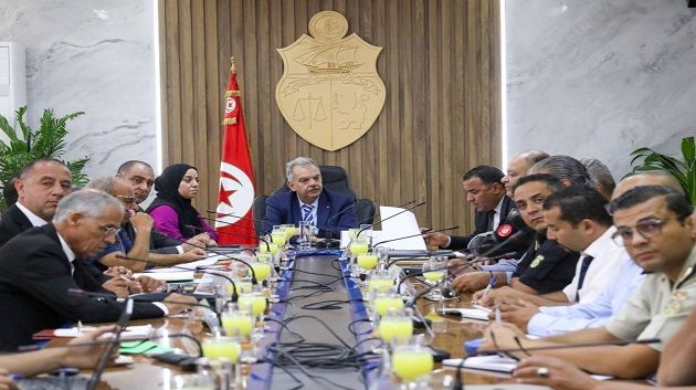 جلسة عمل بإشراف وزير الشباب والرياضة حول الاستعدادات الأمنية لانطلاق الموسم الرياضي 2026/2025
