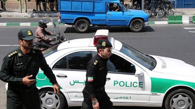 4 قتلى في محاولة اقتحام مركز شرطة بإيران