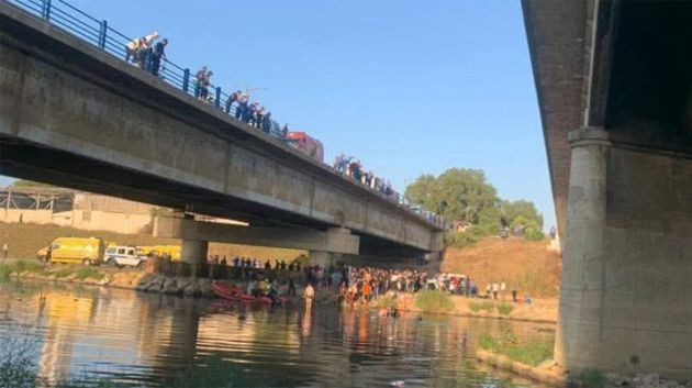 الجزائر: سقوط حافلة مسافرين يسفر عن 18 وفاة و9 جرحى