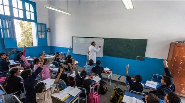 عدد من نواب البرلمان يقدّمون مقترح قانون حول حوكمة الزمن المدرسي