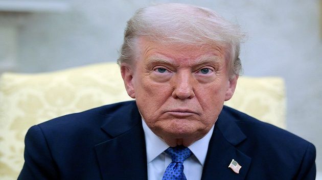 ترامب يعلن بدء ترتيبات لعقد لقاء مباشر بين بوتين وزيلينسكي