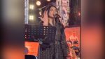 الفنانة أحلام تتغنى بتونس: 