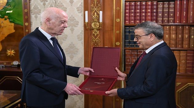 محافظ البنك المركزي: الاقتصاد التونسي طّور نسبيا قدرة على الصمود